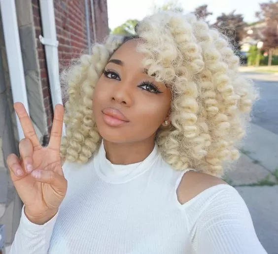 Blonde Crochet Braidout