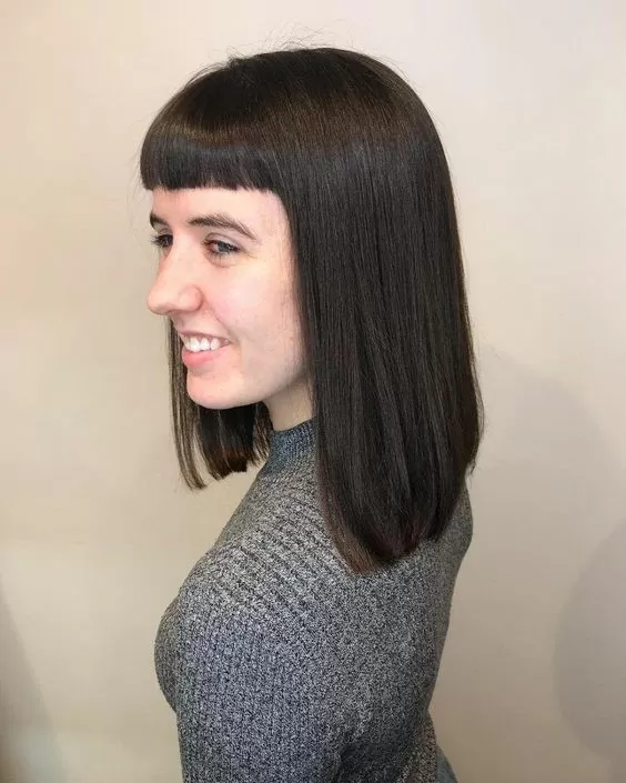 Poker Straight and Short Bangs