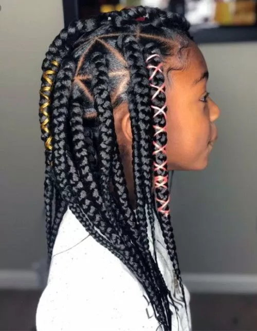 Triangle box braids with strings