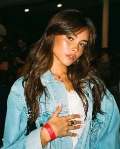 curtain bangs long hair